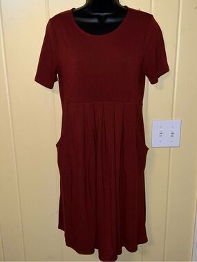 Zenana Outfitters Burgundy Short Sleeve Casual Midi Dress with Pockets Size L